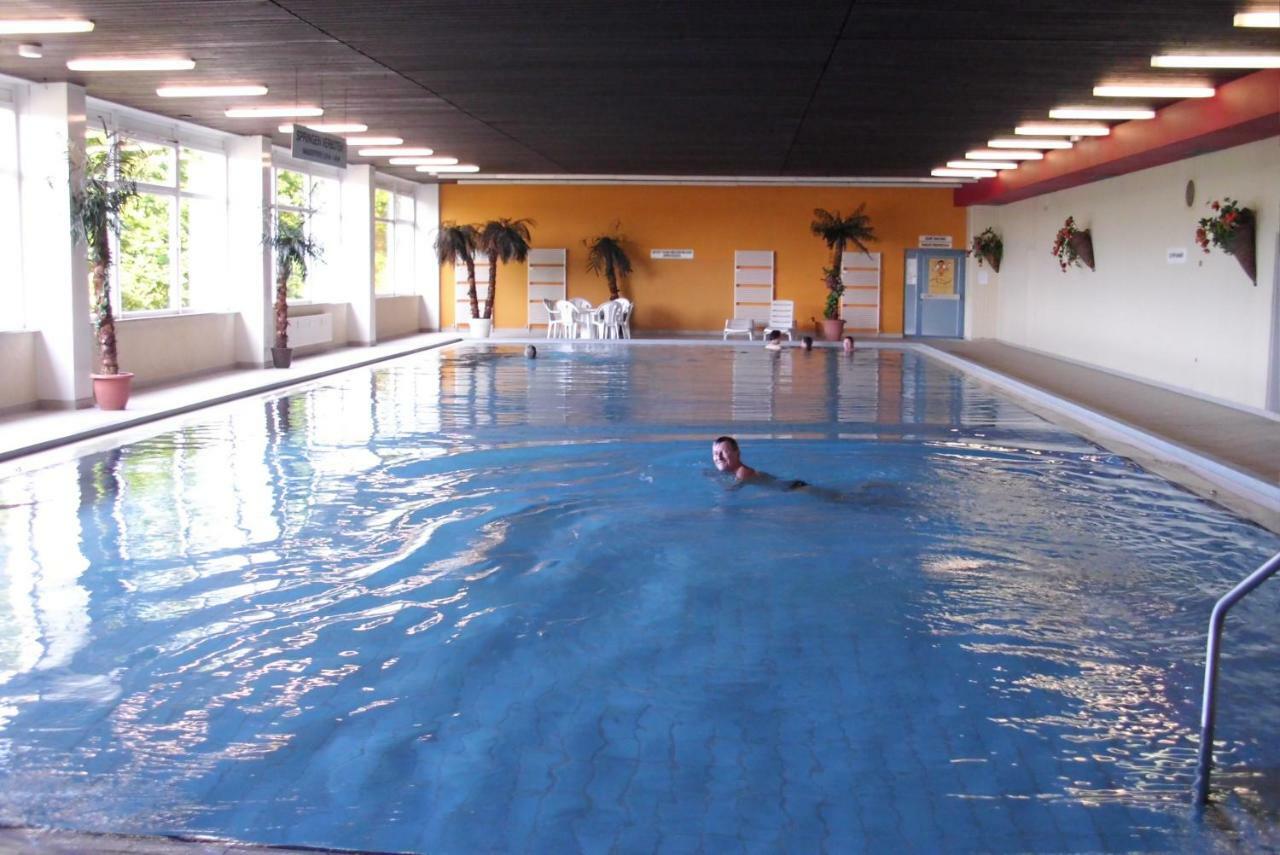 Ferienwohnung "Rodelnde Geiss" Mit Schwimmbad Braunlage Exterior foto